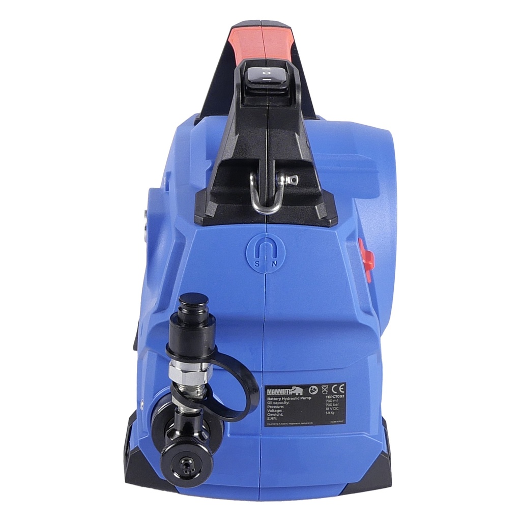 Hydraulic pump with battery 700 Bar 700ml (8)